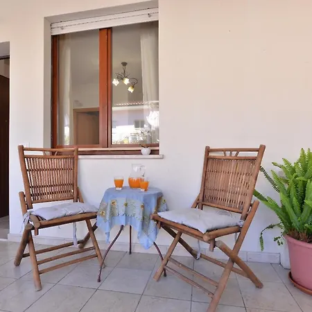 Apartment Izzhome Blue Sea